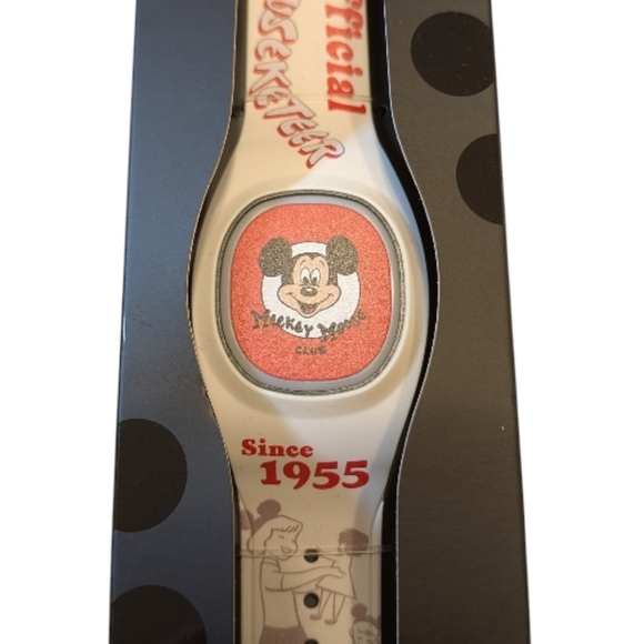 New MagicBand+ Disney Mickey Mouse Mouseketeer Cream and Red Band - Picture 2 of 3